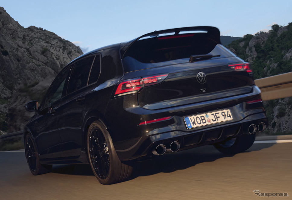 VW ゴルフR ブラックエディション《写真提供 フォルクスワーゲンジャパン》