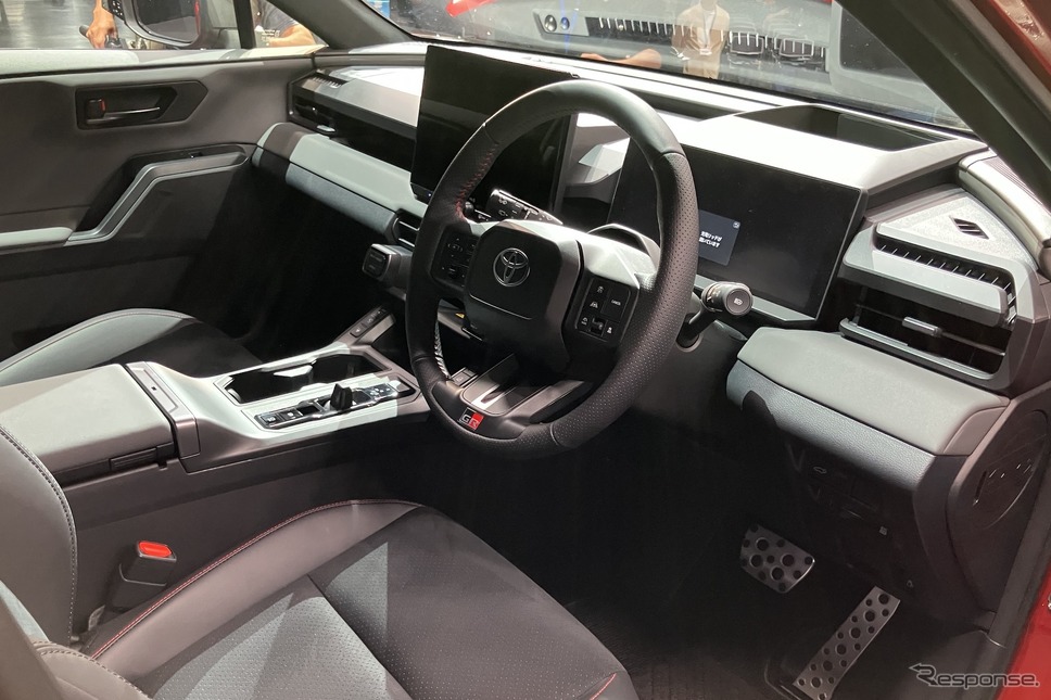 トヨタ RAV4 新型:GRスポーツ(PHEV)《写真撮影 高木啓》