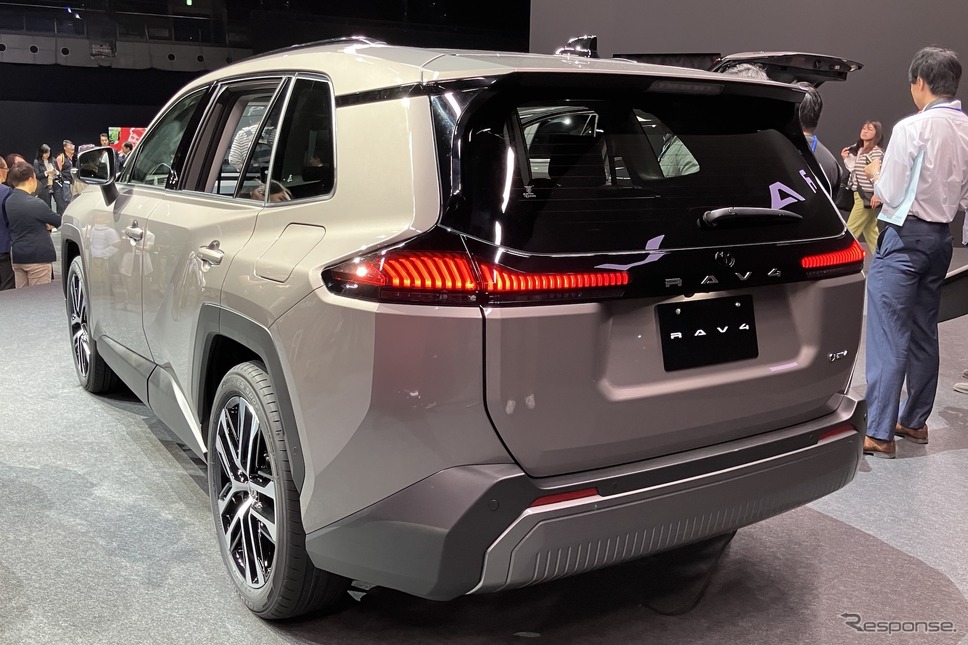 トヨタ RAV4 新型:CORE《写真撮影 高木啓》