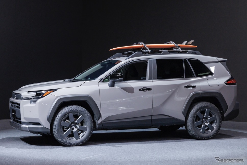 トヨタ RAV4 新型:Adventure《写真提供 トヨタ自動車》