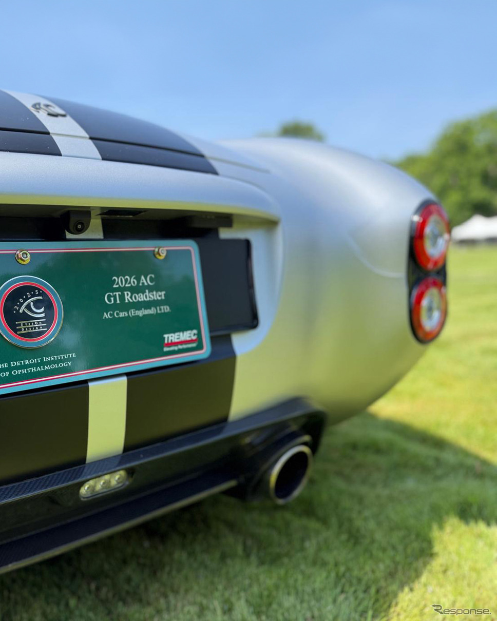 ACコブラ GTロードスター《photo by AC Cars》