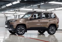 露ラーダのSUV、モダンな表情に一新　『ニーヴァ・トラベル』に改良新型