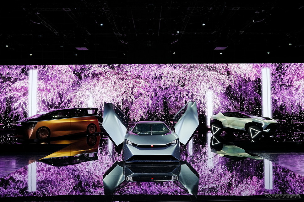 ジャパンモビリティショー2023《写真提供 日産自動車》