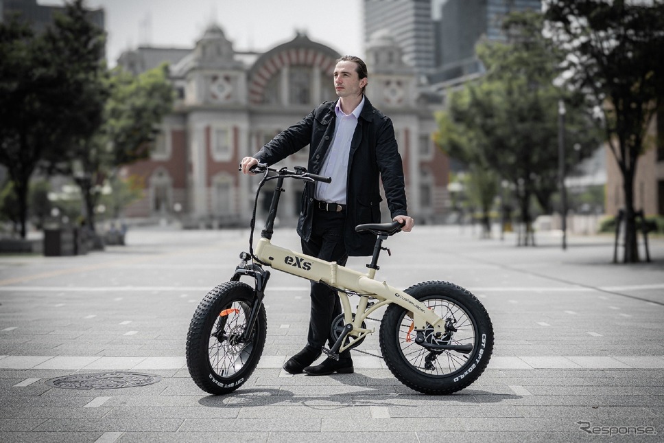 電動モビリティブランド「eXs」の電動アシスト自転車「eXs Street」《写真提供 カスタムジャパン》