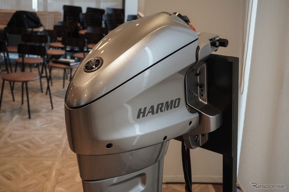 新型HARMOのコンパクトになったトップ部分《写真撮影 宮崎壮人》