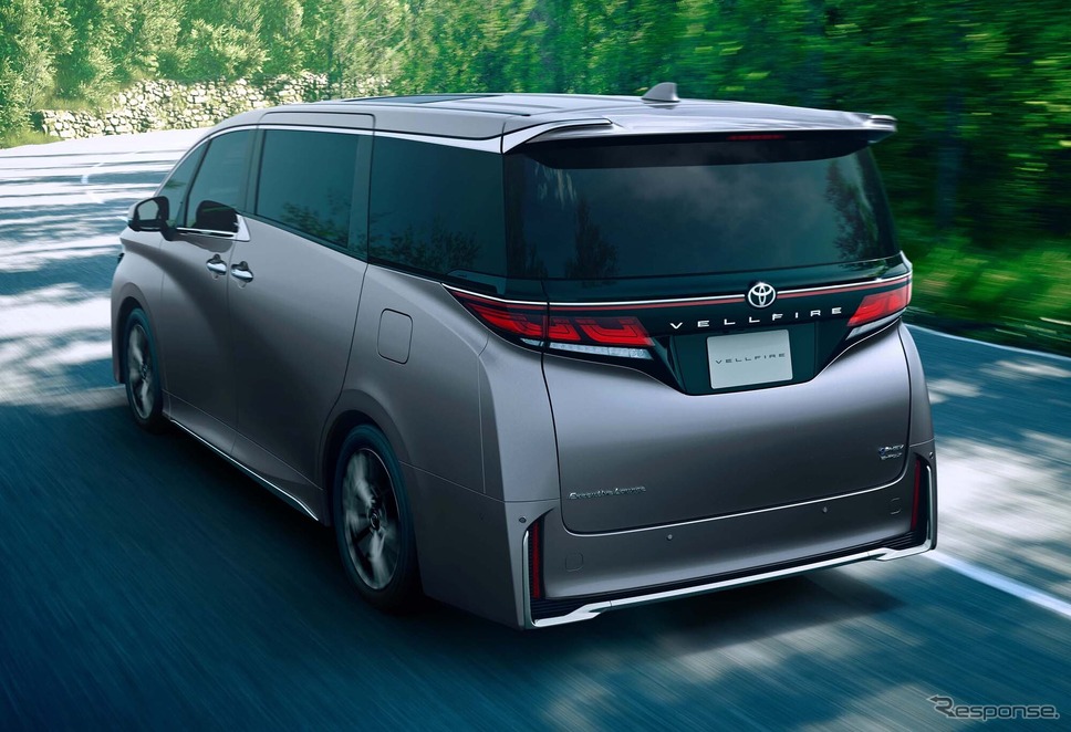 トヨタ・ヴェルファイア・エグゼクティブラウンジ(PHEV・E-Four)《写真提供 トヨタ自動車》