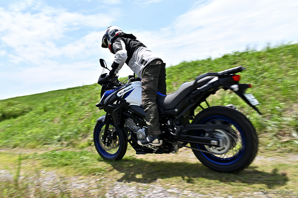 スズキ Vストローム650 XT ABS《写真撮影 雪岡直樹》