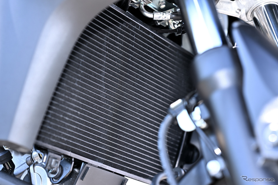 スズキ Vストローム650 XT ABS《写真撮影 雪岡直樹》