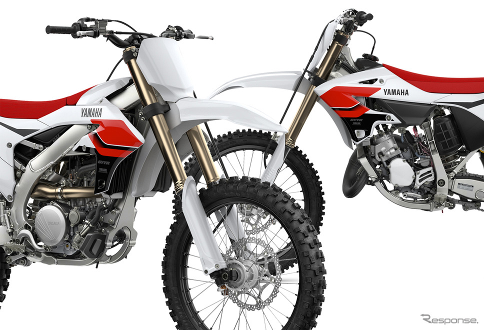 ヤマハ YZ250F(左)とYZ125の「70th アニバーサリーエディション」《画像提供 ヤマハ発動機販売》