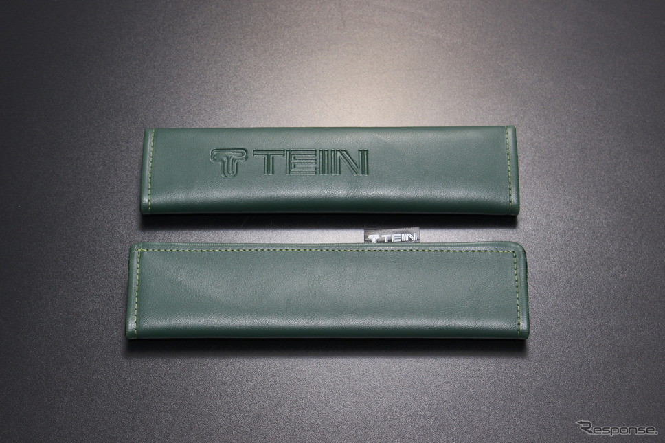 フロント用は約240mm《写真提供 テイン》