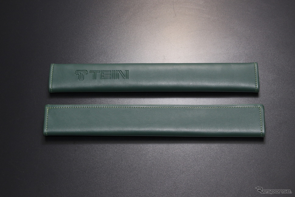 リア用は約390mm《写真提供 テイン》