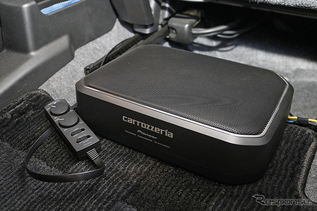 手軽に低音を再生してくれるTS-WX140DA《写真撮影　土田康弘》