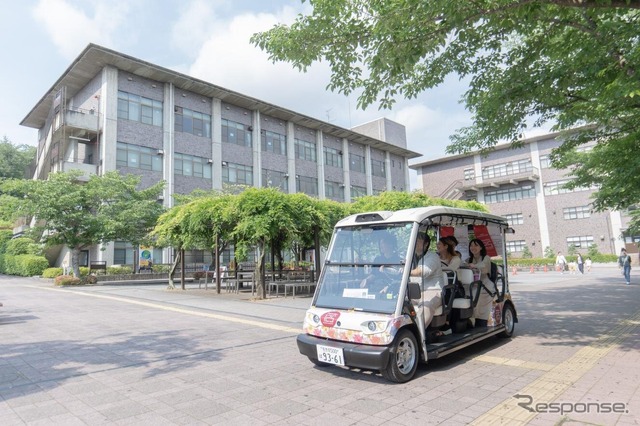 ヤマハ発動機の「グリスロ」が京都・衣笠アートヴィレッジフェスティバルで運行《写真提供 ヤマハ発動機》