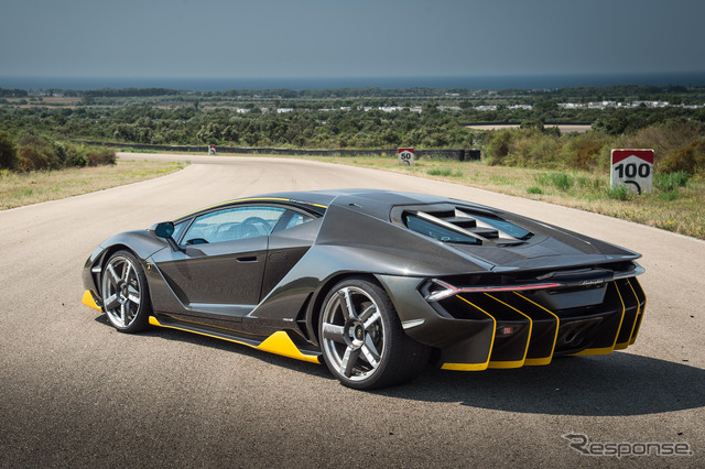 ランボルギーニ チェンテナリオ《photo by Lamborghini》