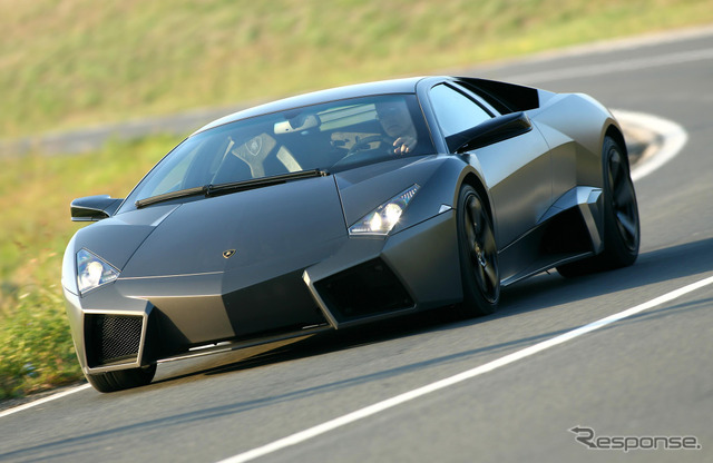 ランボルギーニ レヴェントン《photo by Lamborghini》