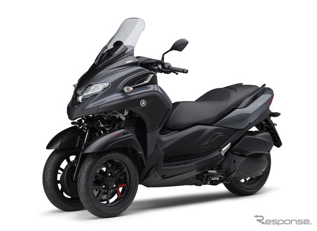 ヤマハ トリシティ300（パステルダークグレー）《写真提供 ヤマハ発動機販売》