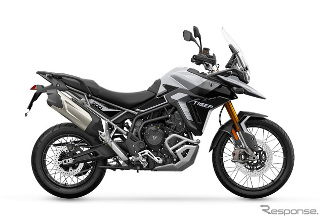 トライアンフ タイガー900ラリーPRO スノードニアホワイト/グラファイト《写真提供 トライアンフモーターサイクルズジャパン》