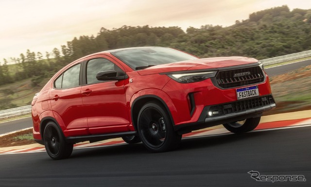 ファストバック・アバルト 改良新型《photo by Abarth》