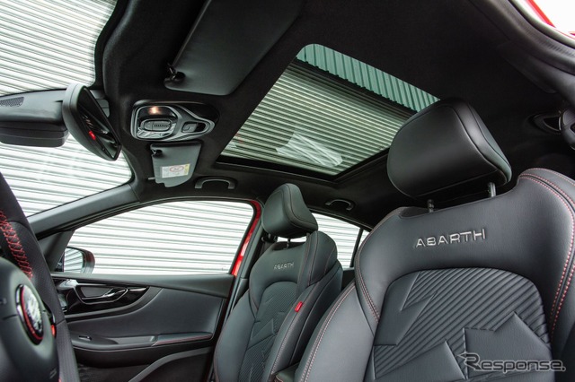 ファストバック・アバルト 改良新型《photo by Abarth》