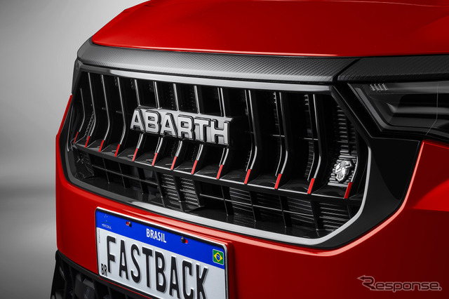 ファストバック・アバルト 改良新型《photo by Abarth》