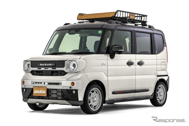 カラーサンプル:ソフトベージュ2トーン《写真提供 ダムド》