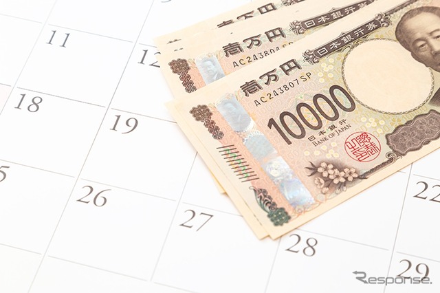 夏のボーナス、過去最高の平均99万円、自動車は2,03%減の107万7634円に(写真はイメージ)《写真AC》