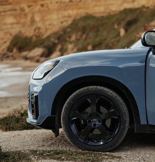 MINI カントリーマンの限定車「スレート・ブルー」《photo by MINI》