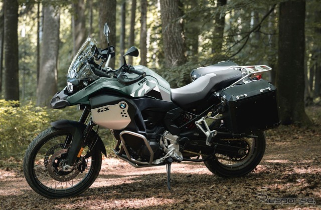 BMW F 900 GS Adventure《photo by BMW》