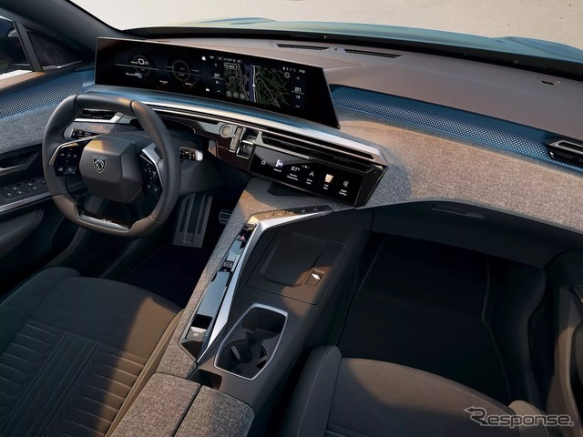 プジョー 3008 新型のパノラマiコックピット《photo by Peugeot》