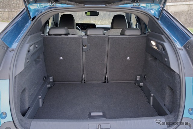 プジョー3008新型欧州仕様《photo by Peugeot》
