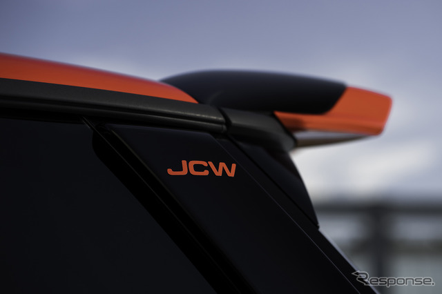MINIクーパー新型のJCWアクセサリー《photo by MINI》