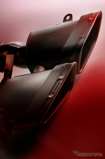 ベントレーにアクラポヴィッチ製チタンエキゾースト設定《photo by Bentley》