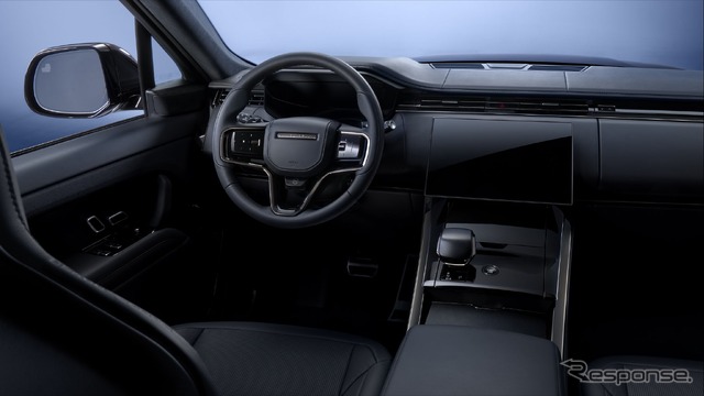 レンジローバー・スポーツSVブラック《photo by Range-Rover》