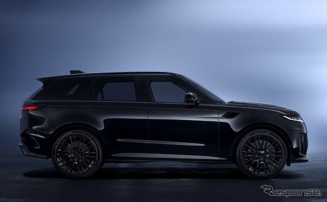 レンジローバー・スポーツSVブラック《photo by Range-Rover》