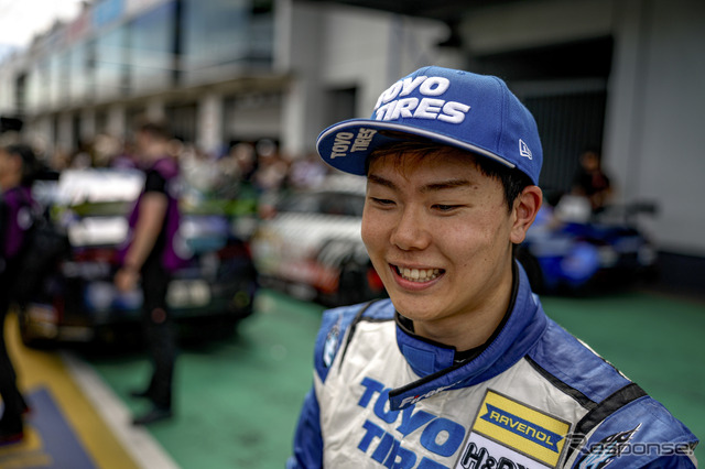 NLS耐久シリーズ「NLS-Light」《写真提供 トーヨータイヤ》