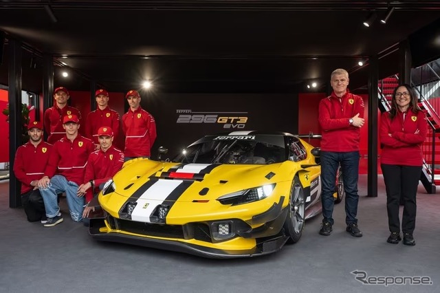 フェラーリ296 GT3 Evo発表《photo by Ferrari》