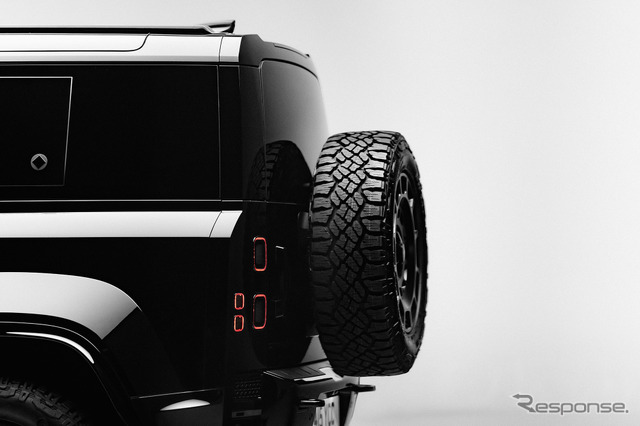ディフェンダー OCTA ブラック《photo by Landrover》