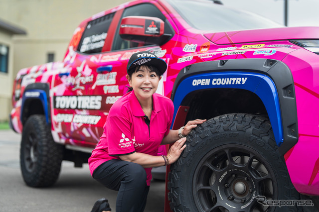XC-2クラス4位の「圭ラリープロジェクト with MMC TOYO TIRES」チーム《写真撮影 望月勇輝》