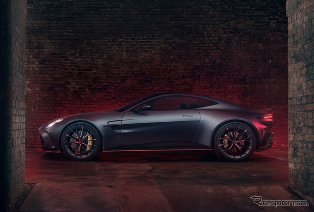 アストンマーティン『ヴァンテージS』新型《photo by Aston Martin》