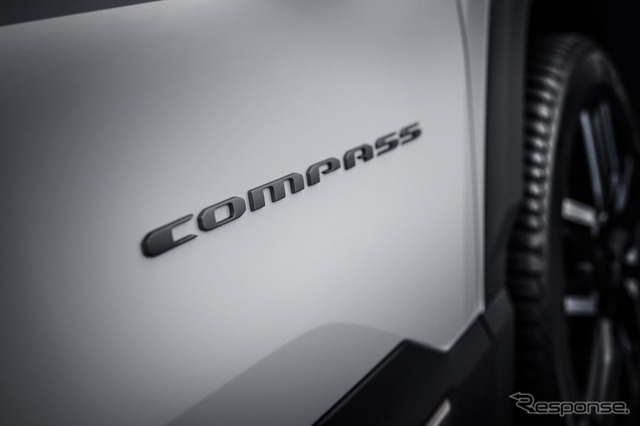 ジープ コンパス 4xe 新型《photo by Jeep》