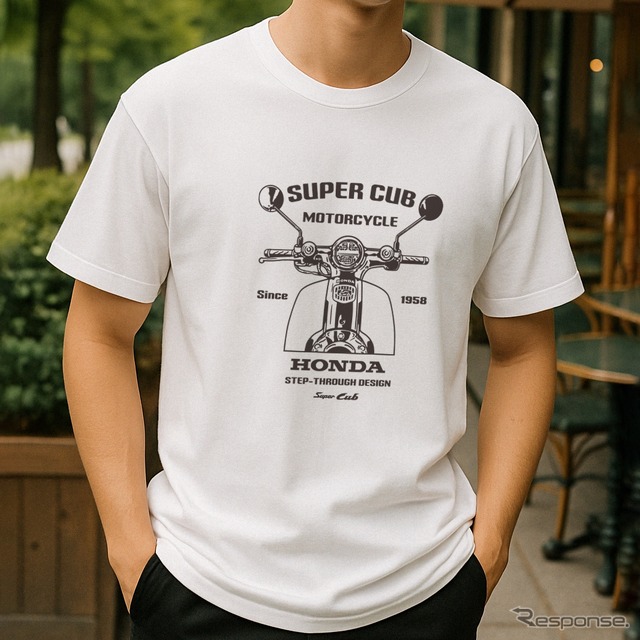 ホンダ『スーパーカブ』をデザインした半袖Tシャツ《写真提供 フェイス》
