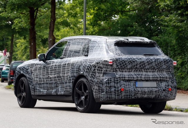 BMW X5 M 次期型のプロトタイプ《APOLLO NEWS SERVICE》