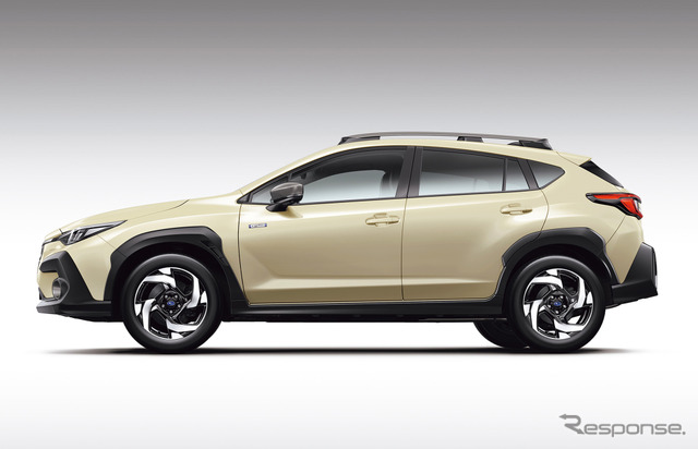 スバル・クロストレック Premium S:HEV EX サンドデューン・パール《写真提供 SUBARU》