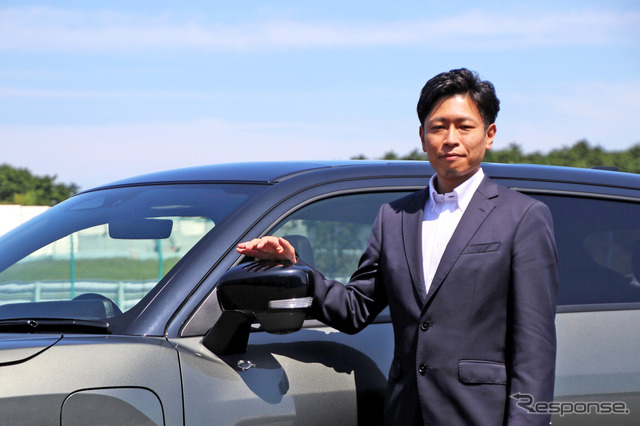 スズキ商品企画本部四輪デザイン部エクステリア課長の前田貴司さん《写真撮影 内田俊一》