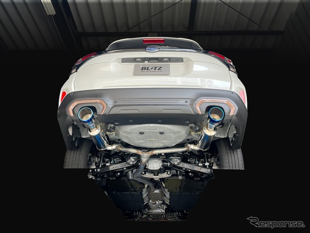ブリッツ ニュルスペック・カスタムエディション チタンカラーテールセット(VSR) スバル・フォレスター(SL5)装着例《写真提供 BLITZ》