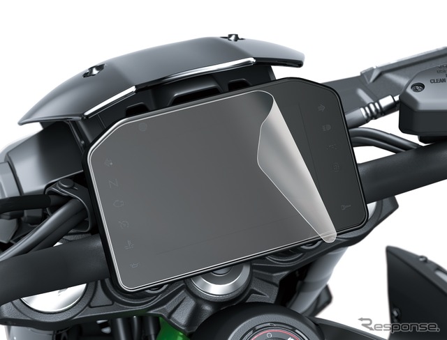 カワサキ Z900 純正アクセサリー《写真提供 カワサキモータースジャパン》