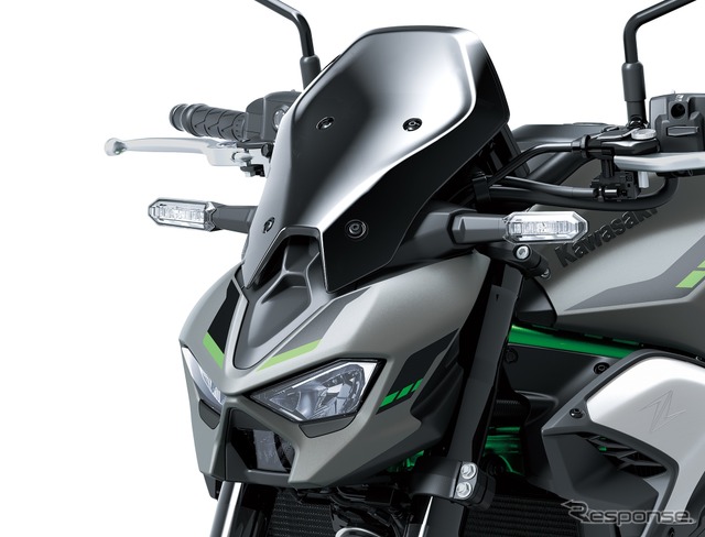 カワサキ Z900 純正アクセサリー《写真提供 カワサキモータースジャパン》