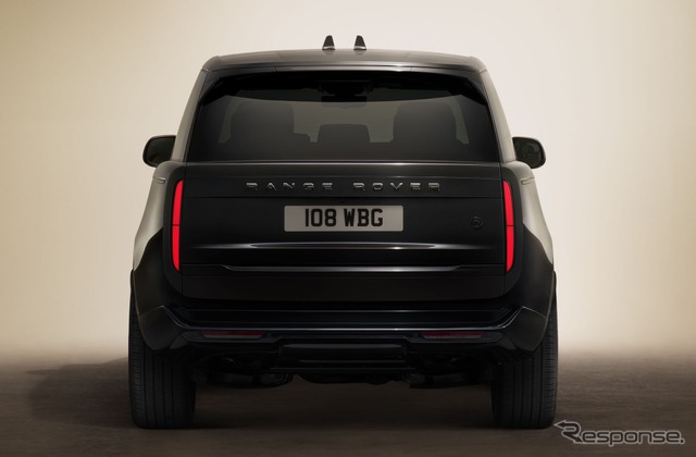 レンジローバーの「SVブラック」《photo by RANGE ROVER》
