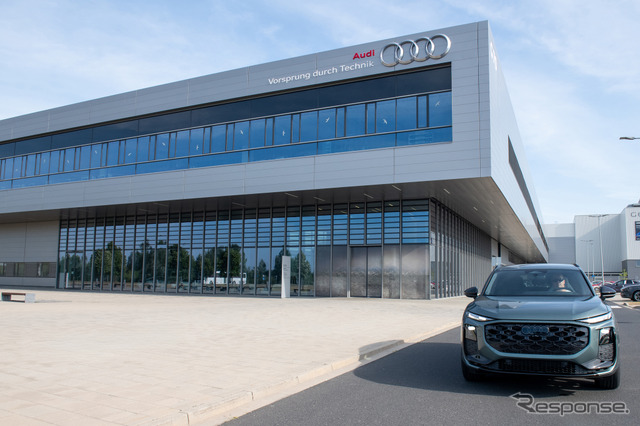 アウディ『Q3』新型の量産をハンガリー・ジェール工場で開始《photo by Audi》