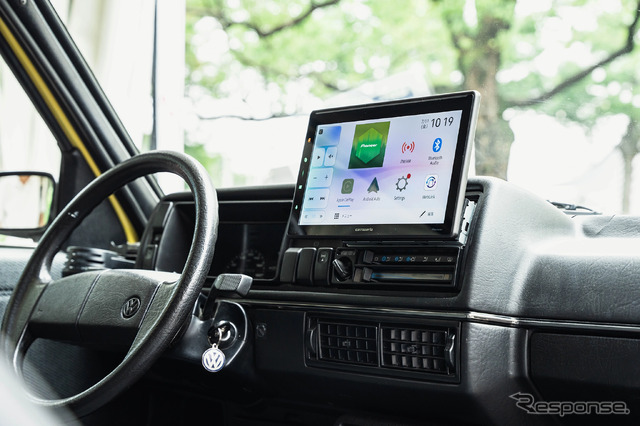 AppleCarPlay/Androidauto対応の10.1型ディスプレイオーディオcarrozzeria DMH-SF900《写真撮影 望月勇輝》
